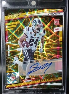 Sky Moore 2022 Prestige Football Rookie Gold Xtra Points Auto RC #/50 SSP Chiefs - Picture 1 of 5