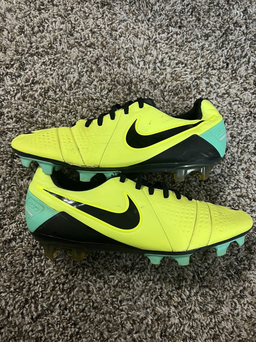 Nike Ctr360 Maestri Soccer Shoes for sale - eBay Nike Ctr360 Maestri Soccer Shoes for sale - eBay