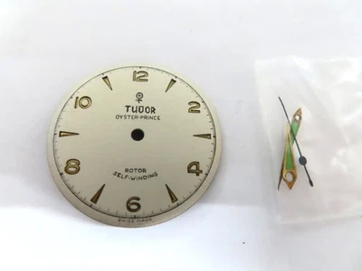 TUDOR VINTAGE ESFERA SATINADA BLANCA ACABADO CON AGUJAS! Foto 1 de 4