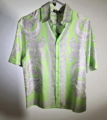 NUEVO CON ETIQUETAS $1750 Camisa Versace Heritage Seda Manga Corta Verde y Blanco Talla EU 46 US A Foto 1 de 4