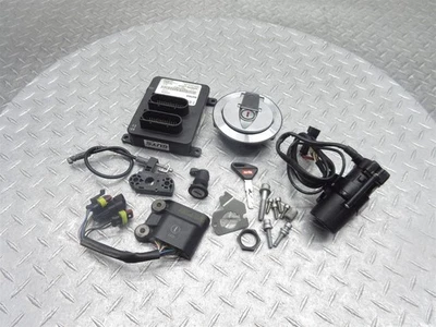 2009 09-14 Aprilia RSV1000R OEM Juego de cerraduras Tapa de gas Llave de encendido Lote Foto 1 de 4