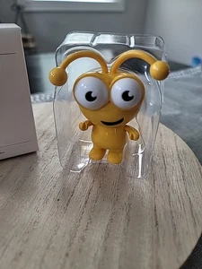 Cricut Cutie Figurine: 3" Sunflower Yellow  Open Box - Picture 1 of 4