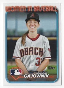 2024 Topps Serie 2 #WIB-3 Ronnie Gajownik Mujeres en Béisbol ~ Diamondbacks - Imagen 1 de 2