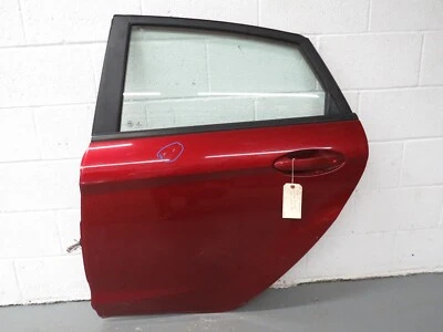 2014-2019 FORD FIESTA SEDAN LEFT SIDE REAR DOOR SEMI COMPLETE (OEM) Foto 1 de 4