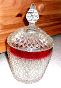 VINTAGE INDIANA GLASS DIAMOND POINT RUBY BAND ICE BUCKET W/LID ESTATE CRYSTAL - Picture 1 of 5