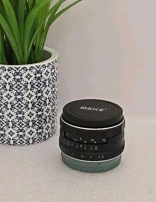 Lente zoom de enfoque manual multicapa MEIKE 1,0 pies/0,3 m 17/35 - Usada en excelente estado  Foto 1 de 4