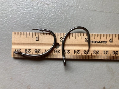 40 Eagle Claw Nickel Saltwater Live Bait  Fish Hooks 9/0 L318NMAG - Image 1 of 4