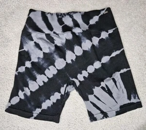 PINK Victoria’s Secret Active Womens Large Black Fitted Tight Shorts NEW - Picture 1 of 5