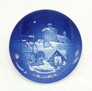 Bing & Grondahl Copenhagen Christmas Collector's Plate Jule Aften 1977 B&G Delft - Picture 1 of 4