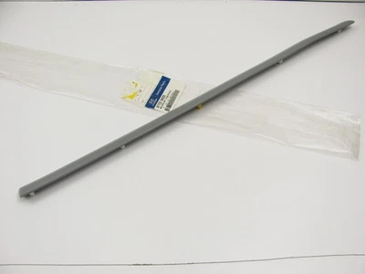 Nuevo OEM carrocería trasera moldura lateral pasajero derecho para 06-08 Sonata 877223K020 Foto 1 de 3