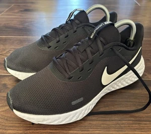 Nike Revolution 5 Running Trainers Black Uk Size 8 - Picture 1 of 10