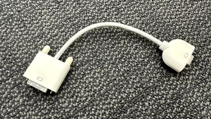 Genuine OEM Apple DVI to VGA Adapter Cable-EXCELLENT - Picture 1 of 5