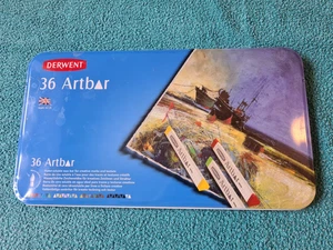 Derwent, 36 x Artbar, water-soluble wax bars, in a metal tin, new and unused - Picture 1 of 3