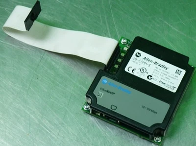 Adaptador Ethernet Allen Bradley 20-COMM-E Powerflex 700 FRN: 3.004 Foto 1 de 4