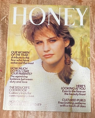 Vintage Honey Magazine-November 1981 Fashion for young people-VG - Изображение 1 из 3