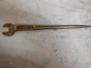 Vintage No. 907 Large Iron Worker Offset Spud Wrench 1 1/16" 17" Long - Picture 1 of 7
