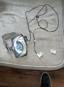 GENUINE Panasonic RF-SW50 Shock Wave AM/FM Radio Receiver w/strap and Headphones - Picture 1 of 2