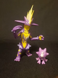 Pokémon Select Evolution Multi-Pack Toxel and Toxtricity Action Figure Set - Picture 1 of 6