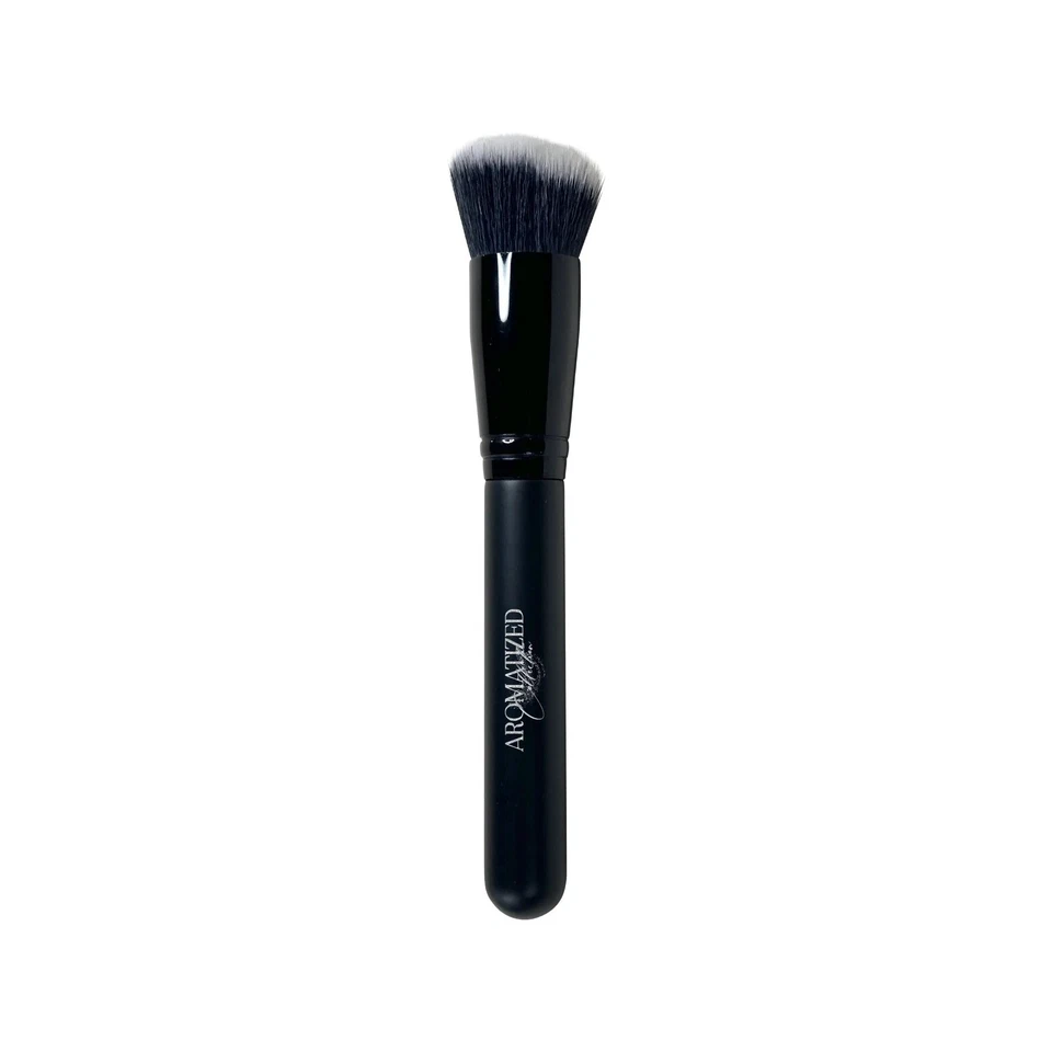 Кисть для тональной основы Stipple & Blend - Изображение 1 из 1