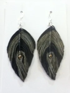 Black & Gold Feather Earrings for Victory & Success - Jewelry Dangle Drop Style - Picture 1 of 3