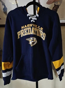 Nashville Predators Hoodie Size M/M/M (38/40) Pre Owned - Picture 1 of 3