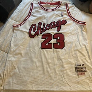 Michael Jordan Chicago Bulls 1986-87 Hardwood Classics Jersey 2xl Mitchell&Ness - Picture 1 of 10