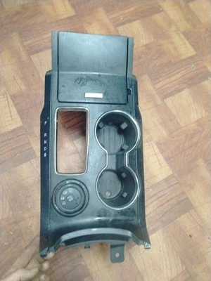 Ford Explorer 2017 consola delantera bandeja de cenizas portavasos negro EB53-78045A76 OEM Foto 1 de 4