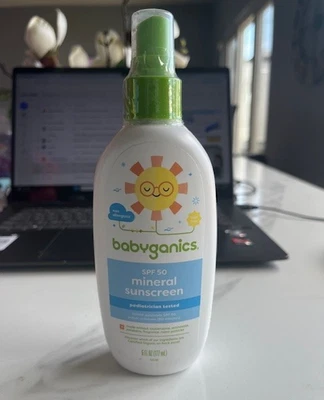Spray protector solar a base de minerales Babyganics FPS 50 resistente al agua sin desgarros SELLADO Foto 1 de 4