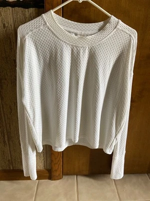 Camisa Calia By Carrie Underwood Malla Diamante Manga Larga Lujo Crema Talla Med Foto 1 de 4