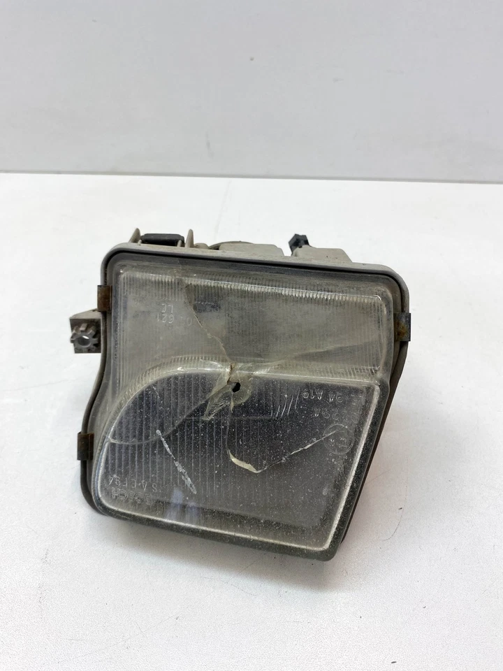 MERCEDES-BENZ SL R129 antibrouillard gauche A1298201156 5.0 essence 20611438 - Photo 1/4