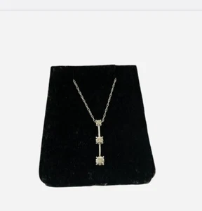 "Collar colgante de viaje de diamantes de oro blanco de 10 k 16""" - Imagen 1 de 3