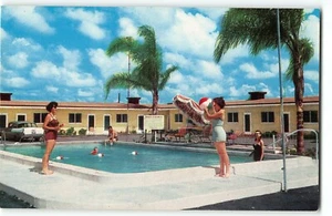 Lake Wales, FL - Motel Sands Swimming Pool - 1958 Teich Chrome Postcard - Picture 1 of 2