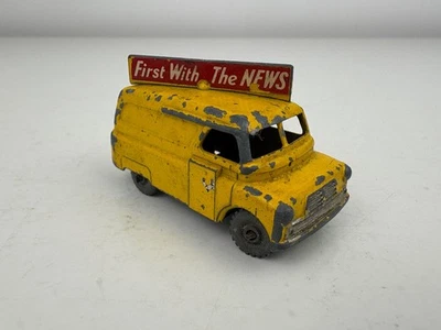 Lesney Matchbox Bedford CA Evening News Van No.42 Yellow  Vintage 1957 - Image 1 of 4