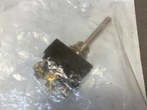 New PAI MSW-4395 Toggle Switch for Mack Truck 1MR2176A 3 Position 6 Terminal - Picture 1 of 1