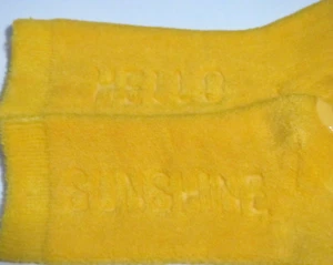NWOT CRAYOLA GIRL'S SOCK SIZE 7-8.5 LEMON CHROME GRIPPER SOCKS - Picture 1 of 3