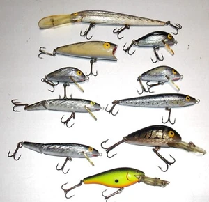 10 Vintage Rebel Fishing Lures Mixed Lot - Picture 1 of 9