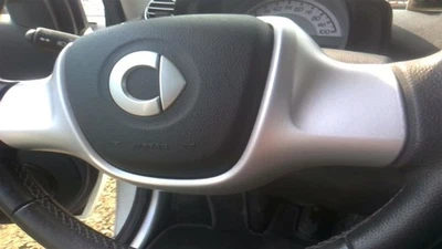 Airbag Driver Air Bag Front Electric EV Driver Wheel Fits 08-16 SMART 30644529 Foto 1 de 4