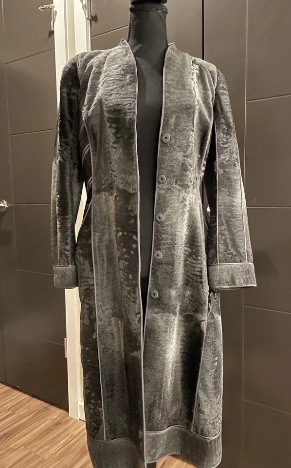 New $75,000 J. MENDEL PARIS Gray Broadtail Fur Coat Fits US Sizes 4-8 NOT SABLE - Image 1 of 4