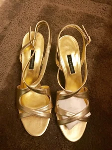 Dressy Gold Heels 8.5; Caparros Brand. - Picture 1 of 3