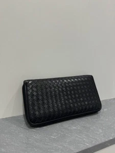 Bottega Veneta Clutch Geldbörse Tasche schwarz Leder umlaufender Reißverschluss - Bild 1 von 12