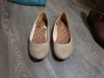 Женские балетки JellyPop 'Indy' с эффектом памяти желтовато-коричневые размер 8 M без шнуровки как новые - Изображение 1 из 2