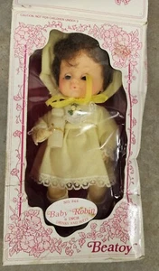 Muñeca Baby Robin 9" vintage 1983 bebidas y mojado Beatoy nueva - Imagen 1 de 2