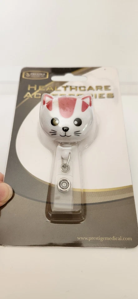 Soporte para etiqueta/insignia de identificación con clip a presión-gato-prestigio accesorios médicos de atención médica-NUEVO Foto 1 de 1