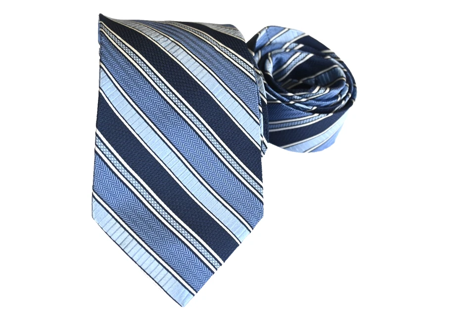 FACONNABLE MEN'S TIE NAVY BLUE/SHARK PRINT Width: 3.5/8" Length: 60" - Image 1 of 3