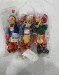 Disney Store Winne The Pooh Tiger July Sept Dec Bean Bag Toy - Picture 1 of 4