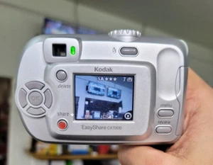 Kodak EasyShare CX7300 3.2MP Silver Compact Digital Camera TESTED - Picture 1 of 3