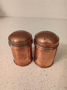 Vintage Kreamer Kupfer Salz und Pfefferstreuer Mid Century Modern Landhaus - Bild 1 von 5