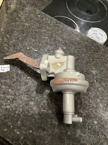 1968-1969 ford Mustang Torino fairlane 390 remain button top fuel pump  - Picture 1 of 9