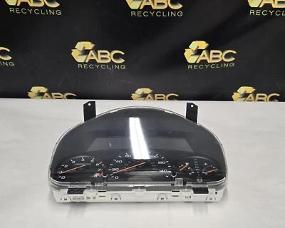 Painel de instrumentos velocímetro Honda Accord 2000-2002 ID 78100S84A730M1 - Imagem 1 de 4