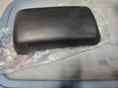 03 04 05 06 SUBARU BAJA CONSOLA CENTRAL REPOSABRAZOS CUBIERTA OEM 92115AE10AML Negro Foto 1 de 2